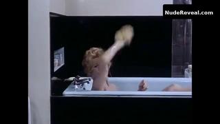 BRIGITTE BARDOT nude in Une parisienne