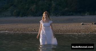 KATE WINSLET nude in Ammonite