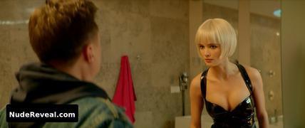PAULINA ANDREEVA nude in Mistresses