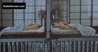 BRIGITTE LAHAIE nude in Joy et Joan
