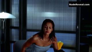 JESSICA ALBA nude in Dark Angel