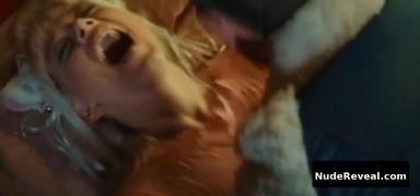 LAURA SEPUL nude in Baraki