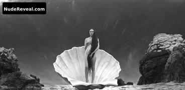 GAL GADOT nude in In the Hand of Dante