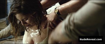 BLANCA SUAREZ nude in El Bar