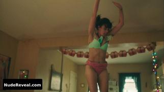 FRANKIE SHAW nude in SMILF