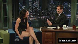 LAUREN GRAHAM nude in Late Night with Jimmy Fallon
