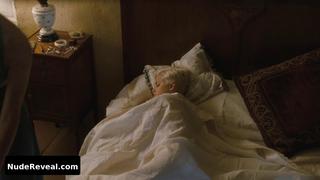 MENA SUVARI nude in The Garden of Eden