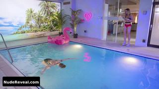 KATARZYNA GALAZKA nude in Algorytm milosci