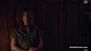 MANON AZEM nude in Ils etaient dix