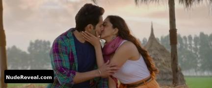 KIARA ADVANI nude in Jugjugg Jeeyo