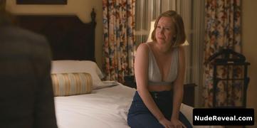 HANNAH EINBINDER nude in Hacks