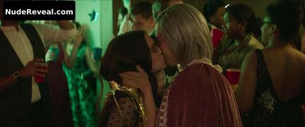 RAMONA YOUNG nude in Blockers