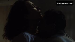 BEAUTY GONZALEZ nude in Outside