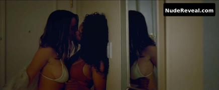 MERRITT PATTERSON nude in Heatwave