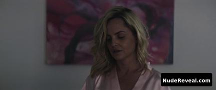 MENA SUVARI nude in The Murder of Nicole Brown Simpson