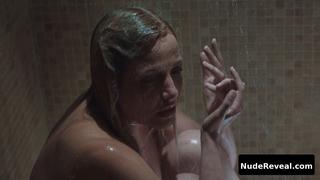 LAURA SEPUL nude in Ennemi Public