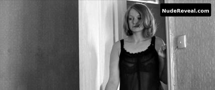 SAMANTHA MORTON nude in Control