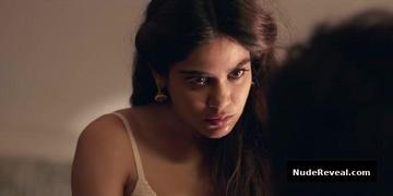 AADITI POHANKAR nude in She