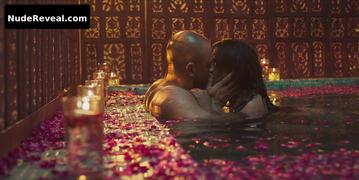 KARISHMA TANNA nude in Lahore Confidential