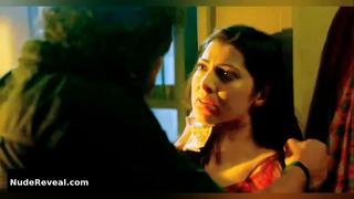 TEJASWINI PANDIT nude in Raanbaazaar
