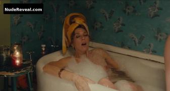 MARISA TOMEI nude in Loitering With Intent