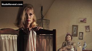 FAYE DUNAWAY nude in Bonnie and Clyde