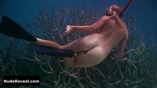 HELEN MIRREN nude in Age of Consent
