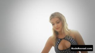 GIGI HADID nude in SPORTS ILLUSTRATED SWIMSUIT 2014