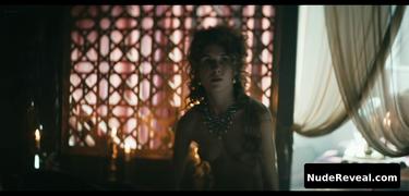 PAULINE RENEVIER nude in Sisi