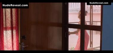 TAAPSEE PANNU nude in Haseen Dillruba