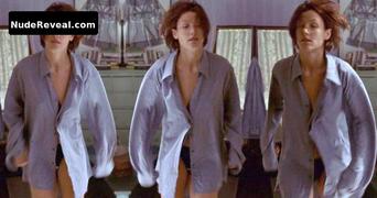 BRIDGET MOYNAHAN nude in The Recruit
