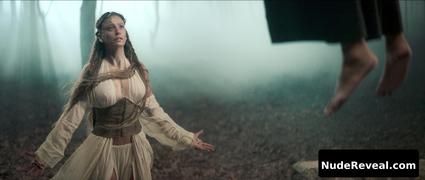 SERENAY SARIKAYA nude in Shahmaran