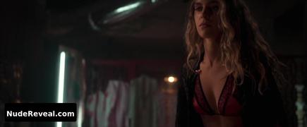 COURTNEY CLARKE nude in Last King of the Cross