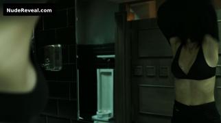 URSULA CORBERO nude in La casa de papel