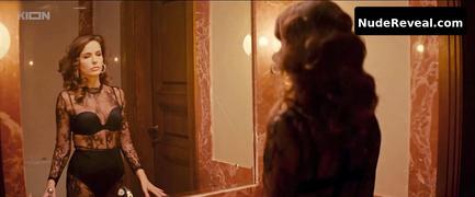 ELIZAVETA MORYAK nude in Life on Call