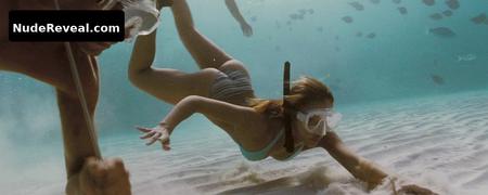 JESSICA ALBA nude in Into the Blue