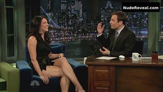 LAUREN GRAHAM nude in Late Night with Jimmy Fallon