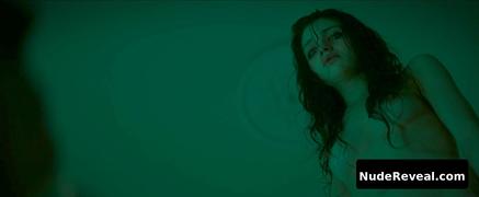 INDIA EISLEY nude in Look Away