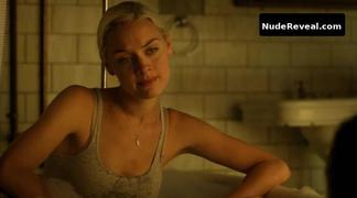 RACHEL SKARSTEN nude in Lost Girl
