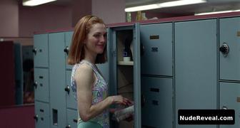 JULIANNE MOORE nude in Safe