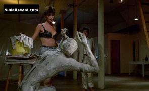 LINDA FIORENTINO nude in After Hours