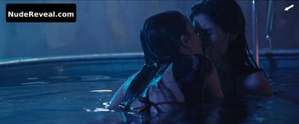 AGOSTINA BETTINELLI nude in Desire