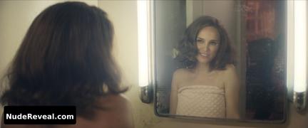 NATALIE PORTMAN nude in Lady in the Lake
