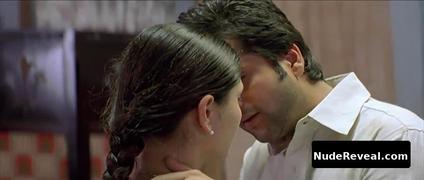 KAREENA KAPOOR nude in Dev