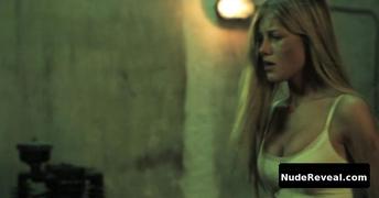 CHARLOTTE VEGA nude in Los inocentes