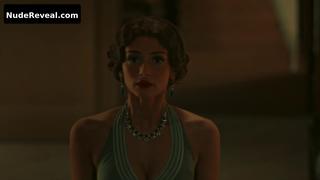 MIMI KEENE nude in Towards Zero