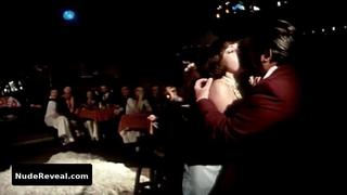 LINA ROMAY nude in Downtown - Die nackten Puppen der Unterwelt