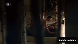 AGLAIA SZYSZKOWITZ nude in Ein starkes Team: Tod einer Studentin