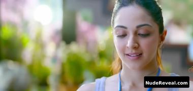 KIARA ADVANI nude in Vinaya Vidheya Rama