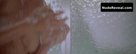 KATHLEEN QUINLAN nude in Apollo 13